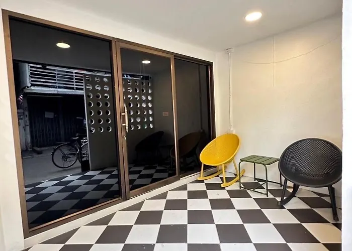 Twenty-one Bkk House